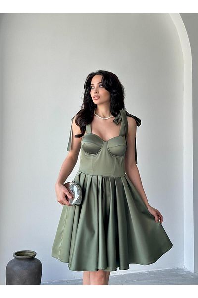 Serica Moda Βραδινό φόρεμα από σατέν με λεπτομέρεια χακί μπουστάκι