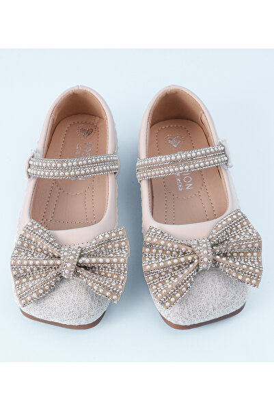 Mark & Mia حذاء حفلات من مارك آند ميا مزين بفيونكة وأحجار - بيج