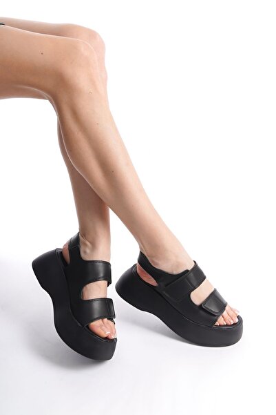 Limeo Чорні літні жіночі сандалі на підборах з високою підошвою, двома ремінц...