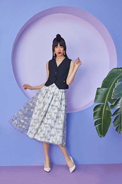 blouzella Stylish V-neck Belted Black Woven Vest