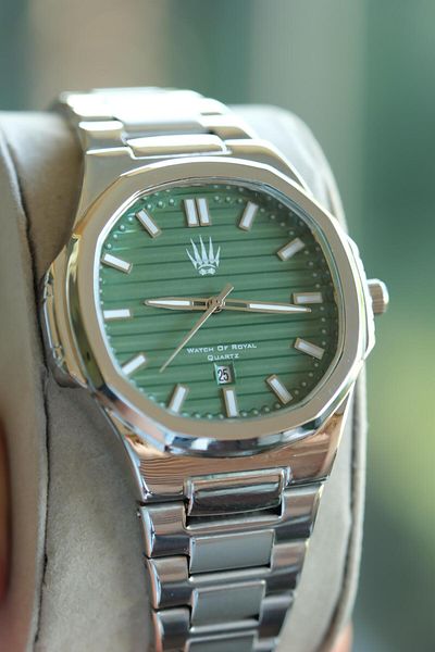 WATCHOFROYAL Novatick Silver Green Wrist Watch