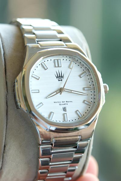 WATCHOFROYAL Novatick Silver White Wrist Watch