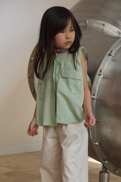 Tics Green Balloon Vest