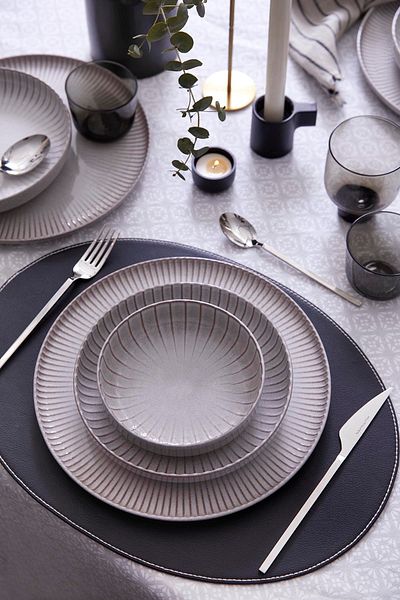 Kütahya Porselen Kutahya Porcelain Crest Tafelservice, 18-teilig, 6 Personen, Grau, Reactive