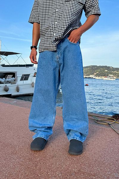 Flaw Wear Blue Baggy Jeans - Basic Design