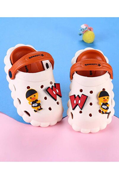 Cute Walk by Babyhug حذاء مشي لطيف من Babyhug مع حزام خلفي وتطريز على شكل بطة...