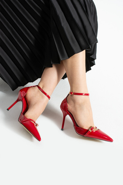 Güllü Shoes Kırmızı Parlak Kırışık Vegan Deri Stiletto | 9cm İnce Topuk | Sivri Burun | Şık Rahat Kadın Ayakkabı