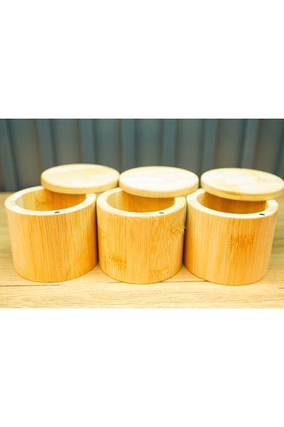 Kuka Medium Size Spice Rack with Bamboo Magnet Lid 8X9
