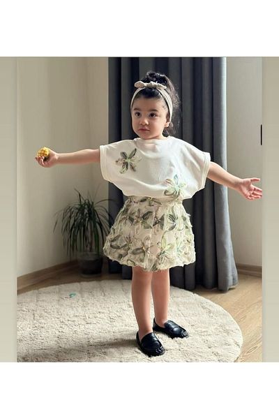 Little Pumpkin بدلة عيد البنات بتفاصيل زنبق (قصة ضيقة) بالون إيثيل تول