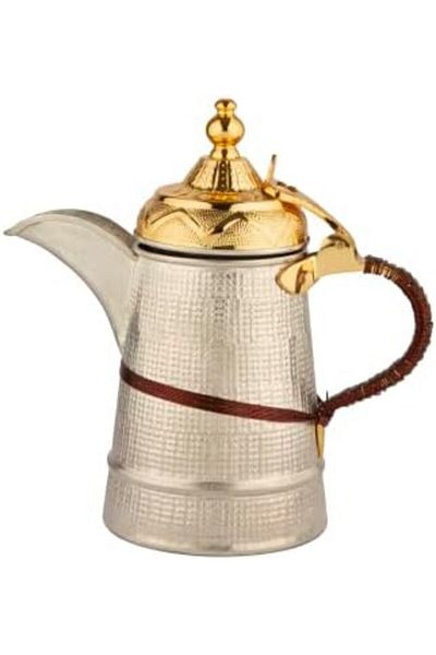 ALSAIF Practical and traditional 2.5 liter Saif jug, suitable for preparing coffee and tea with ease, gold/silver color