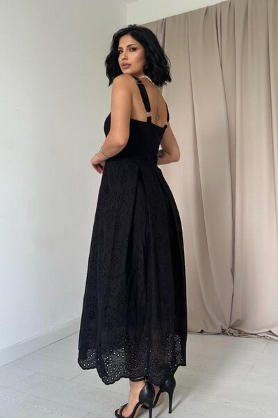 buğrahayalin Black Strappy Apparatus Embroidered Dress