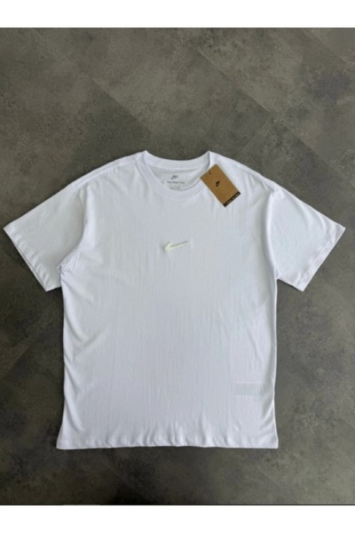 Nike NİKE FV7726-100 T-SHIRT