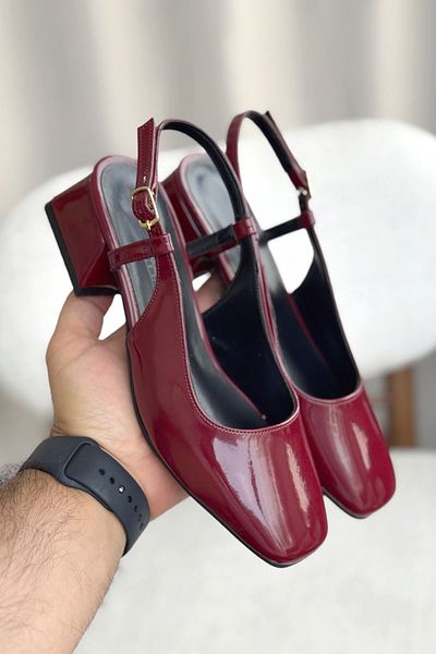 GOFFSHOES Women's Pogba Low Heeled Shoes - Burgundy-Patent Patent