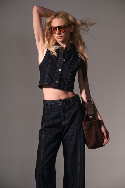 Maule 100% Cotton Raw Denim Short Metal Button Sleeveless Women's Jean Vest @Modena