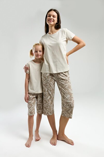 Arnetta Aile Pijama Takım Anne Baba ve çocuk pijamalar ayrı ayrı fiyatlandırılır