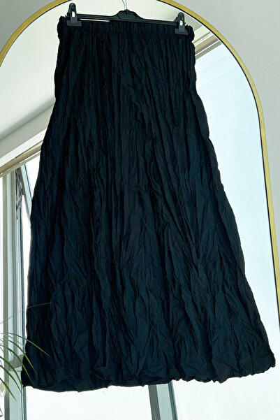 Bold Grup Women's Black Crinkled Elastic Skirt