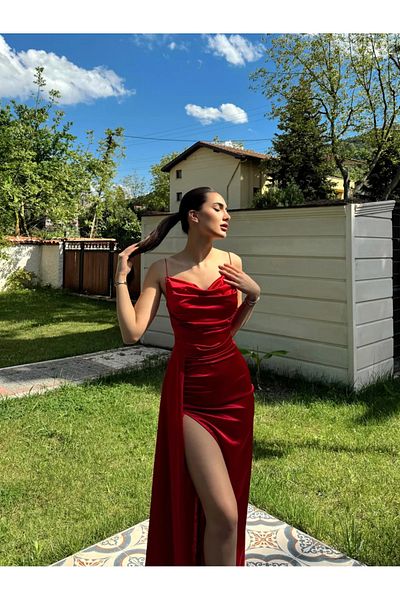 Mekafashion Rochie de seara 582243   Roșu Allyso Degaje Guler Slit