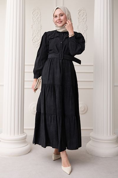 InStyle Rochie neagră din viscoză cu plăcuță cu volane