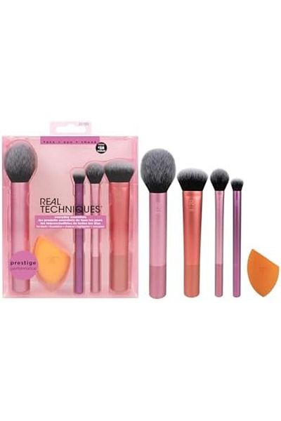 Real Techniques Everyday Essentials 2.0 with Miracle Complexion Sponge Set