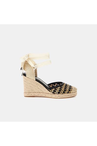 Guess Women's Charmi Sensitive Sandals (Fljnamfab04)