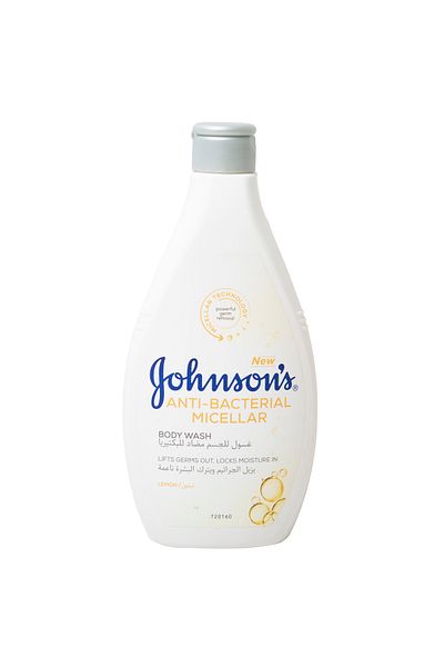 Johnson & Johnson غسول للجسم ميسيلار مضاد للبكتيريا برائحة الليمون 400 مل تنظيف عميق وحماية من الجراثيم يوميًا