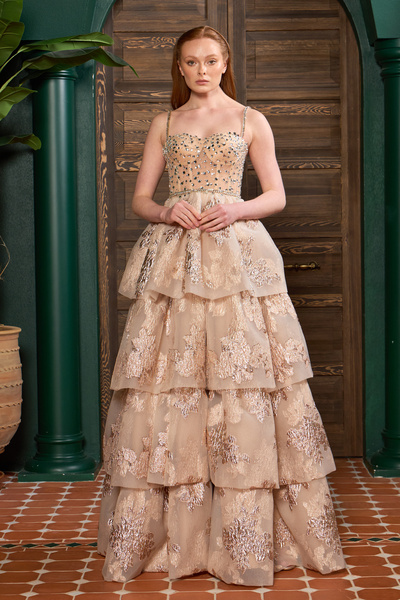 Lenta Moda Ten Rengi Desenli Taşlı Dantel Kaplı Maxi Boy Gece ve Parti Elbisesi