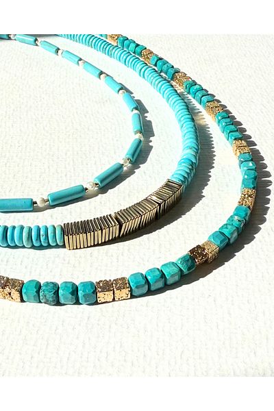 L´Atelier des Perles Turquoiselave Necklace Turquoise and Lava Stone Necklace
