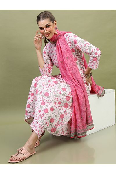 Vishudh By Styli Women Pink Floral Cotton Kurta Set