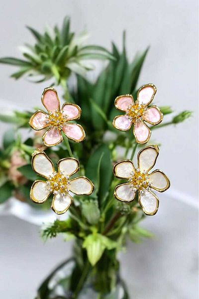Öze Aksesuar Vip Earrings Flower Model Zircon Stone Women's Earrings