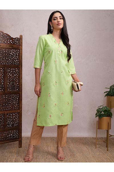 Vishudh By Styli Green Ethnic Motifs Embroidered V-Neck Thread Work Straight Kurta