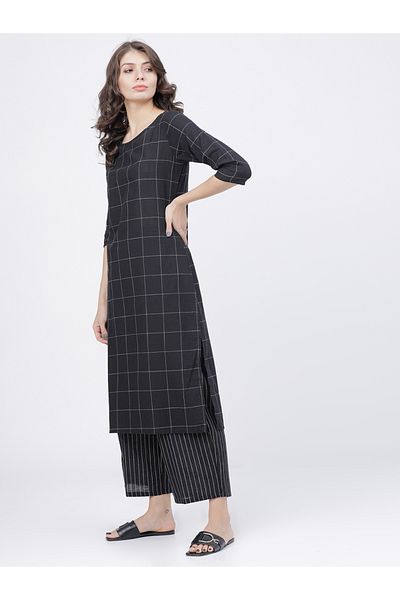 Vishudh By Styli Women Black & Off-White Checked Straight Kurta