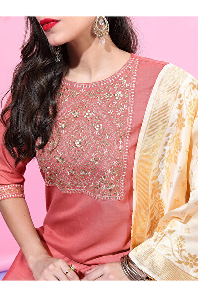 Vishudh By Styli Pink Embroidered Kurta Set with Dupatta