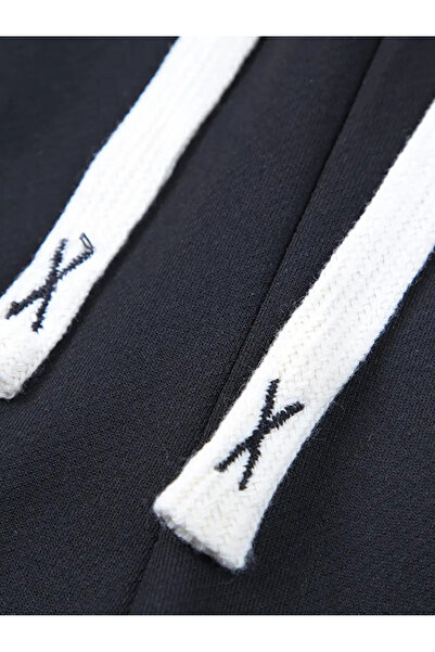 LAYORA Men's Sleeveless Shirt and Shorts -- Red Weight Lifting Hoodie, Black Pocket Shorts, Sportswear