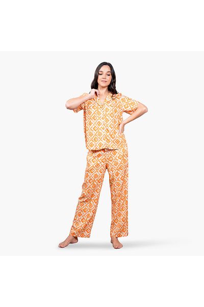 Aadaraya Printed Pyjama Set