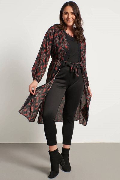 MYLİNE Lace Stripe Detail Long Kimono