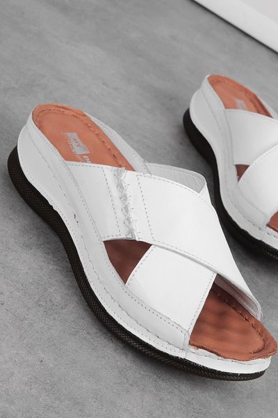 Lal Shoes & Bags Papuci de damă Delast din piele naturală cu bandă încrucișată cu talpă înaltă - alb