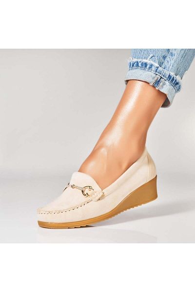 Joana Women's casual shoes Beige made of ecological suede Aanya2