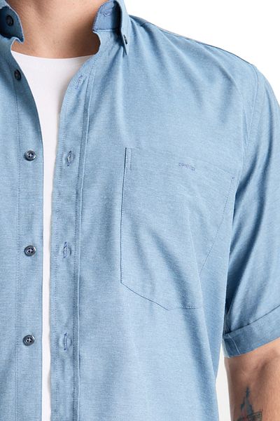 Varetta Ανδρικό βαμβακερό πουκάμισο Dusty Blue με κοντό μανίκι με φαρδιά κομμένη τσέπη με κουμπιά πέτο