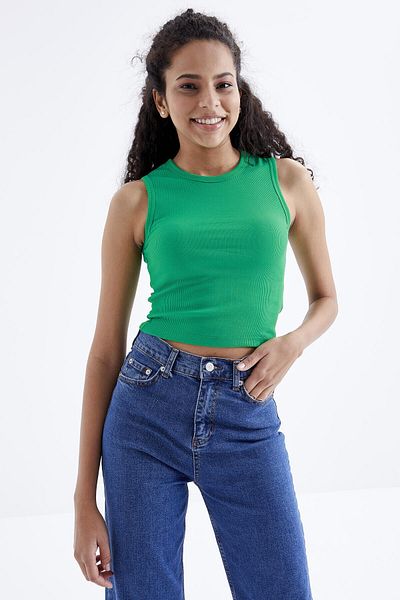 TOMMY LIFE Green O Neck Sleeveless Crop Women's Tank Top - 97204
