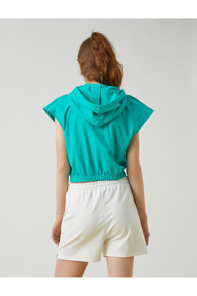 Koton Crop αμάνικο μπλουζάκι με στάμπα με κουκούλα