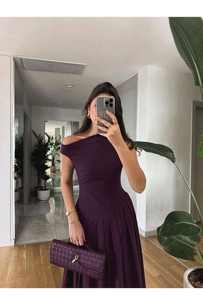 FMN Collection ياقة أفقية بيلين مطوية تنورة واسعة على شكل جرس فستان متوسط ​​الطول