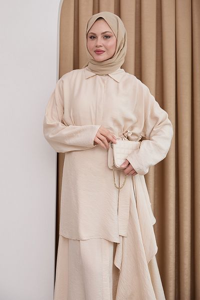 InStyle فستان أيروبين بيج برباط على الخصر