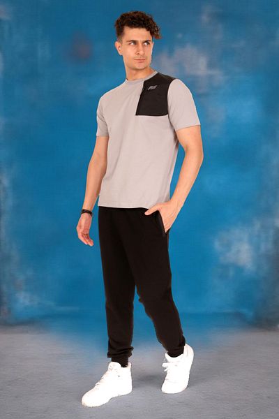 rec specs Men's Gray T-Shirt & Jogger Pants Set Chest Pocket Detailed Elastic Leg Sports Set