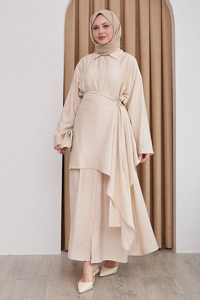 InStyle فستان أيروبين بيج برباط على الخصر