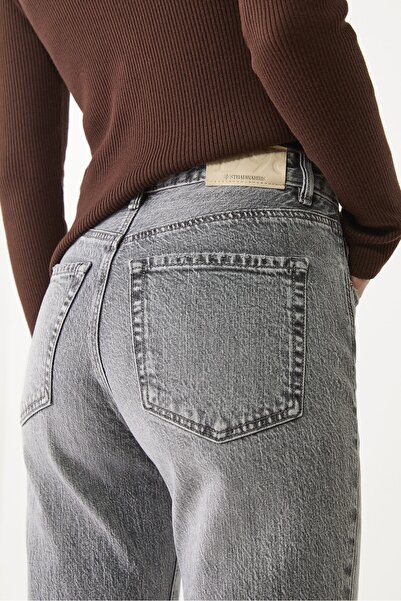 Stradivarius D98 düz paça vintage efektli kot