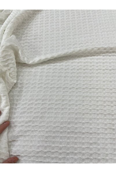 METERİAL Țesătură subțire cu model valuri albe, textură moale și transparentă...