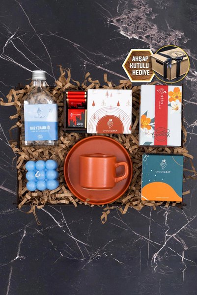 TrendHediye Çay Fincanı , Kolonya, Çikolata, Bitki Çayı, Mum , Atıştırmalık Hediye Kutusu