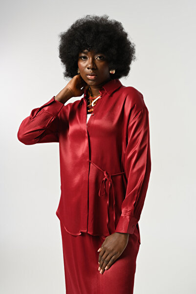 Orfeo Negro Жіноча сорочка з поясом, однотонна, з деталями