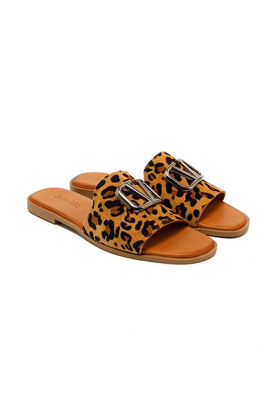 John May شباشب للنساء / البنات MAR-25Y-072-1020 John May Tan Leopard