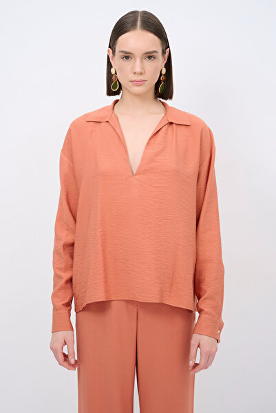 Love My Body V Yaka Bluz